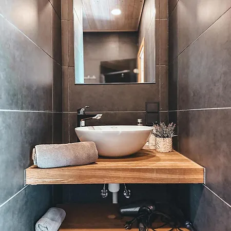 فيلة Maennituka Kirikukula (Saaremaa)