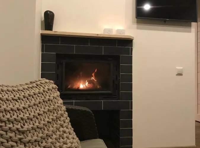 Maennituka Willa Kirikukula (Saaremaa)